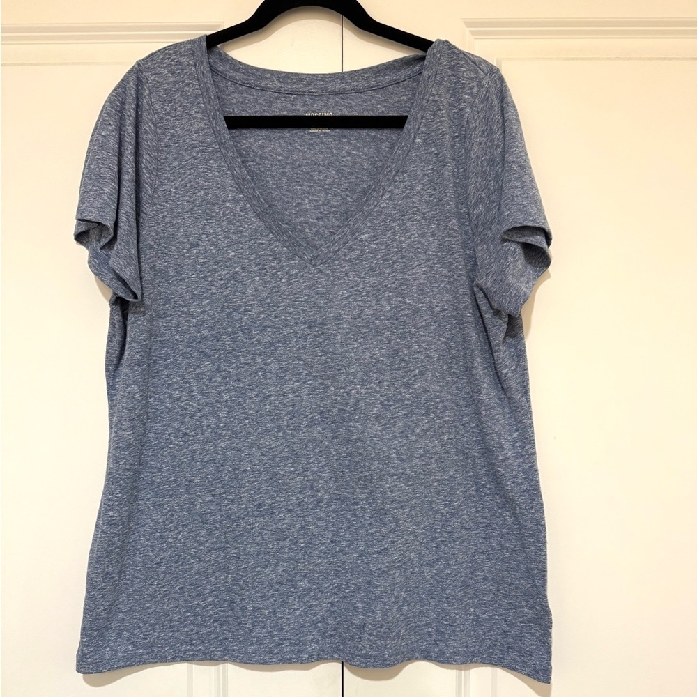 Mossimo Supply Co. Heather Blue V-Neck Tee Runs Small